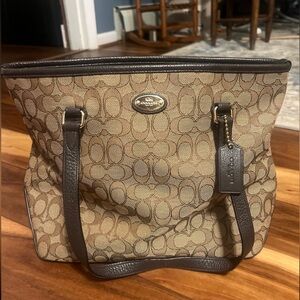 Smaller sized coach purse. Good, like new condition